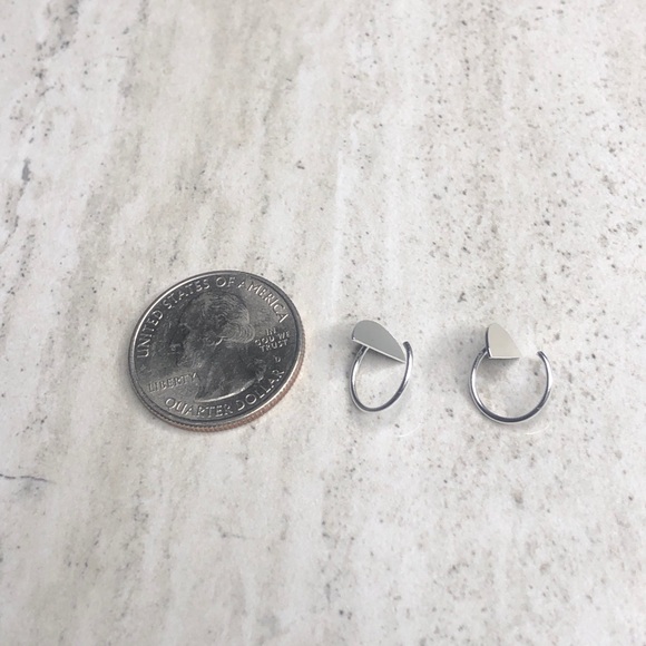 925 Sterling Silver Semi Circle Ear Hugger Earring - Picture 12 of 16